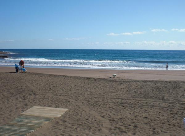 Apartamento Salinetas Blue Surf House Telde Exterior foto